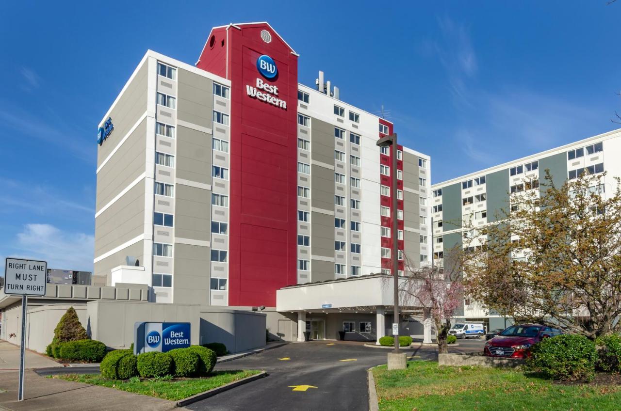Charleston Tower Hotel Bagian luar foto