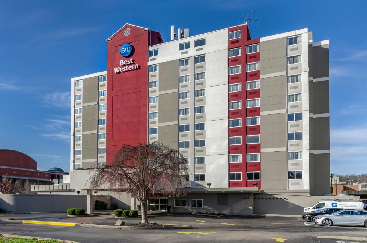 Charleston Tower Hotel Bagian luar foto