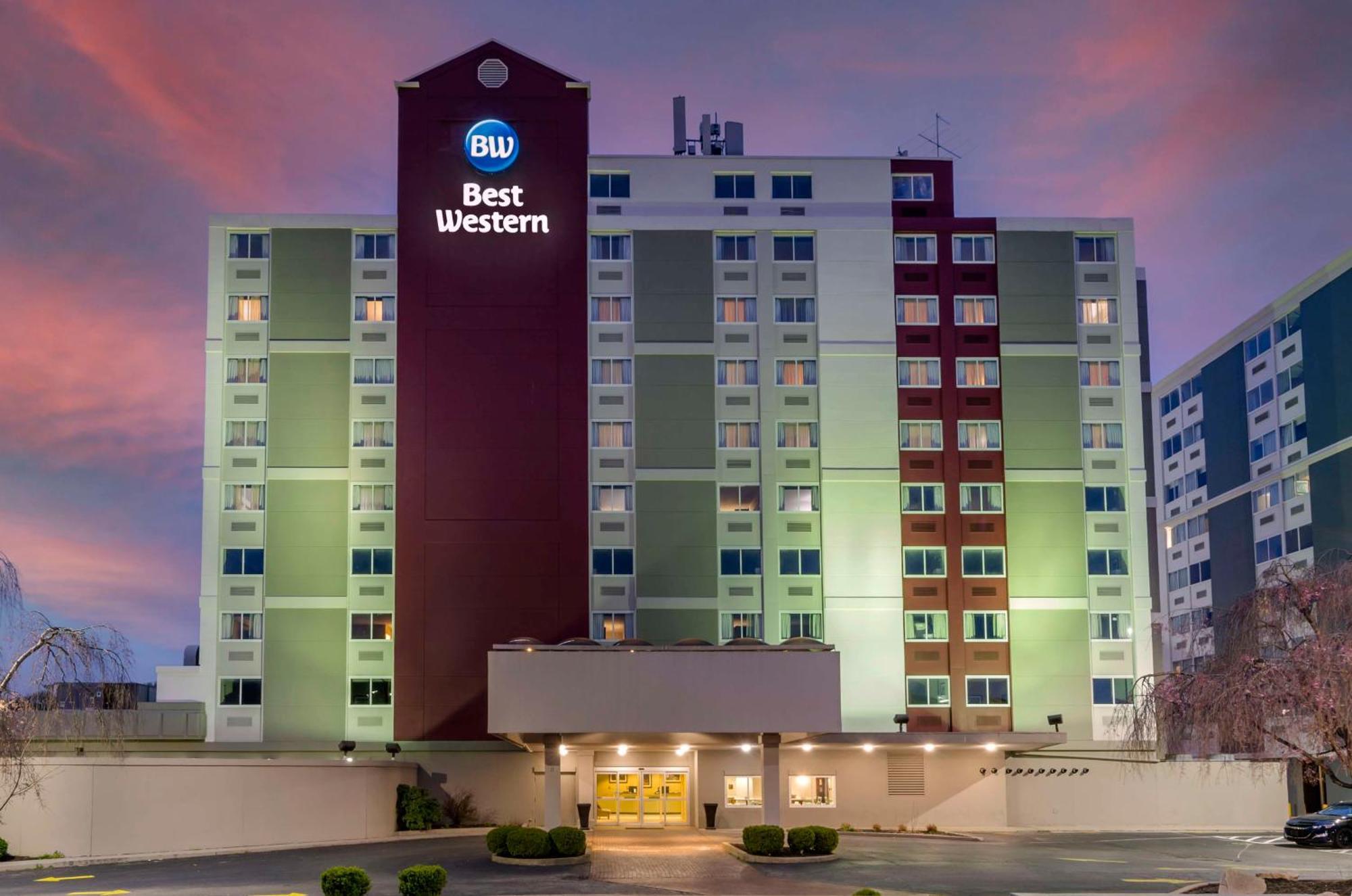Charleston Tower Hotel Bagian luar foto