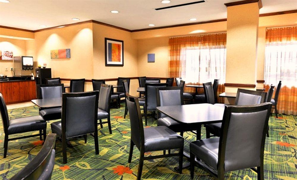 Charleston Tower Hotel Bagian luar foto